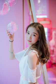 满天星《高压监狱2》